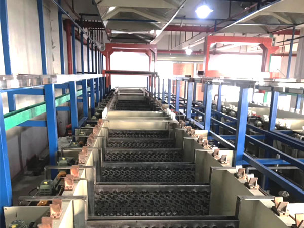 龍門式鍍鎳掛鍍生產線 龍門式鍍鎳掛鍍生產線